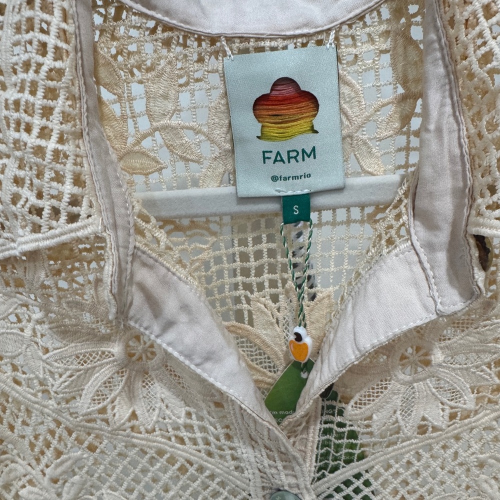 Farm Rio: Sand Landscape Guipure Shirt - Picture 8 of 11